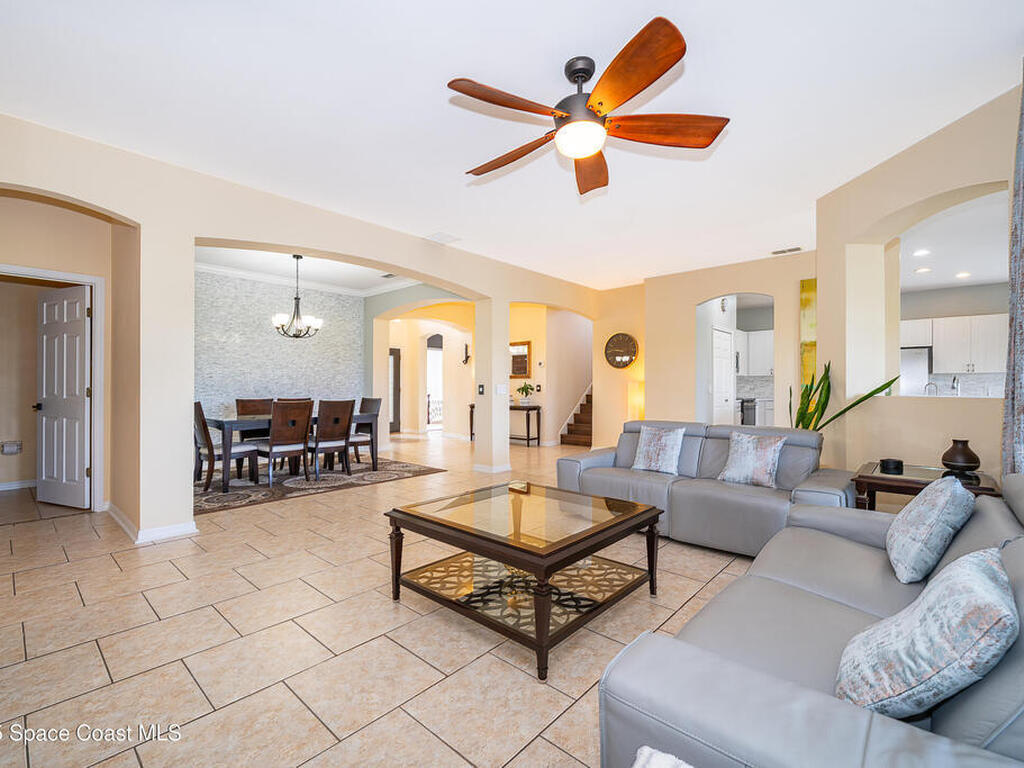 3426 Harborside Court, Kissimmee, FL 34746