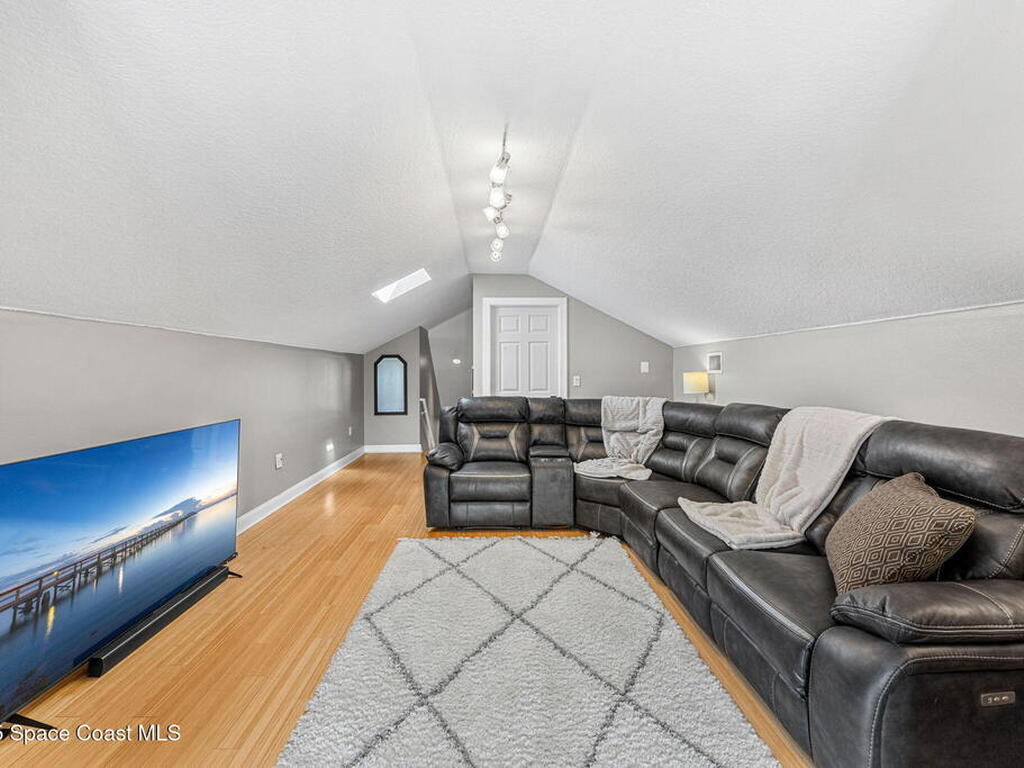 190 Stewart Drive, Merritt Island, FL 32952