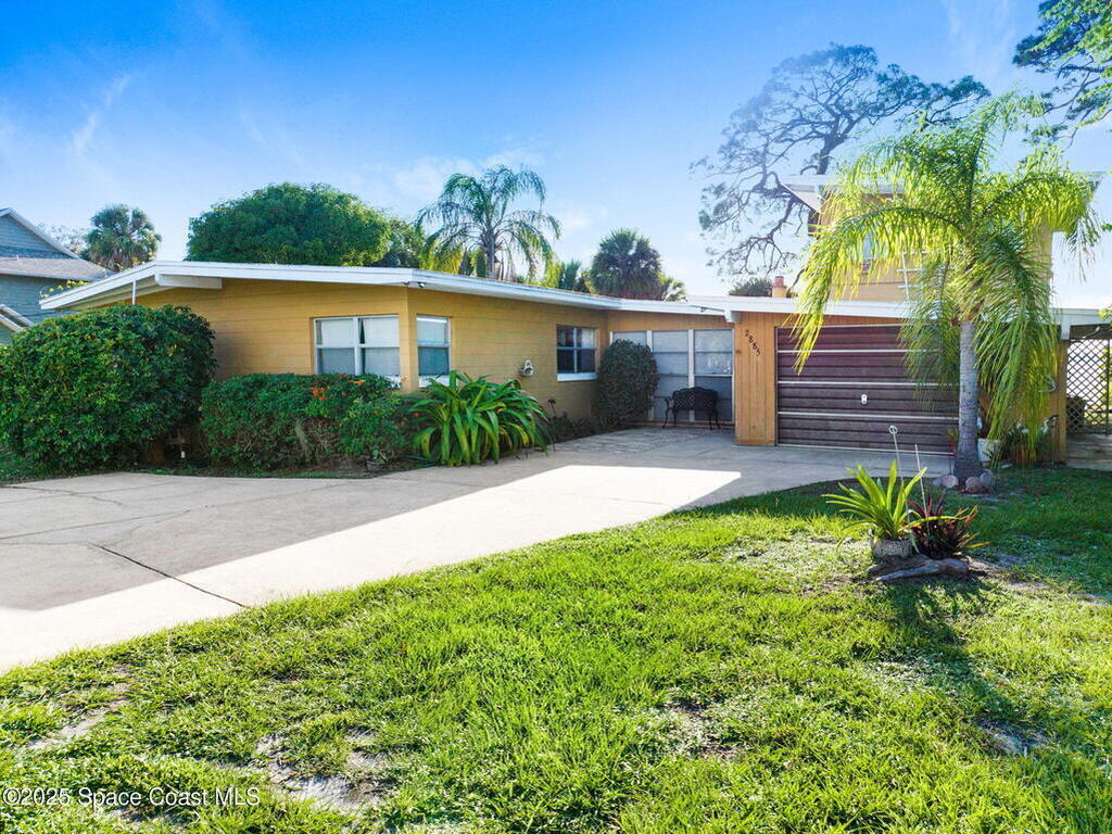 2885 S Tropical Trail, Merritt Island, FL 32952