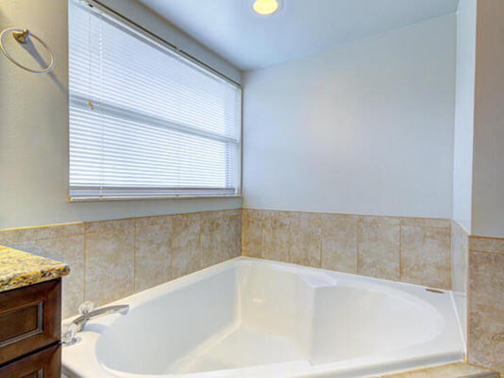 2021 Buescher Hill Street, Melbourne, FL 32935