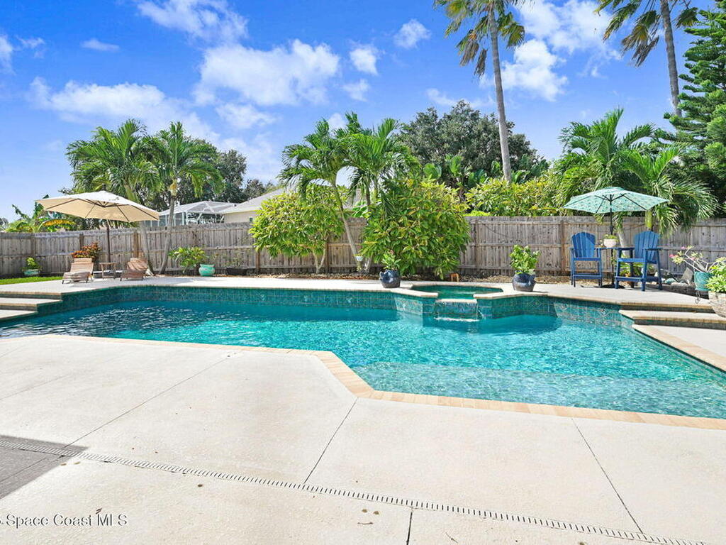 2735 S Courtenay Parkway, Merritt Island, FL 32952