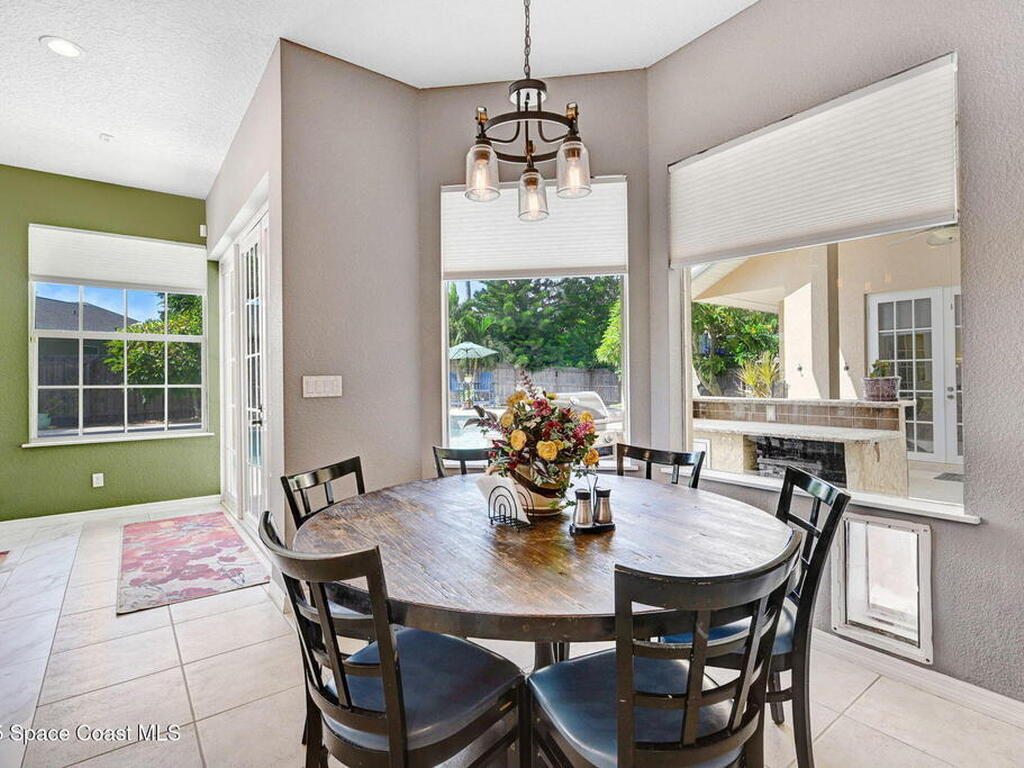 2735 S Courtenay Parkway, Merritt Island, FL 32952