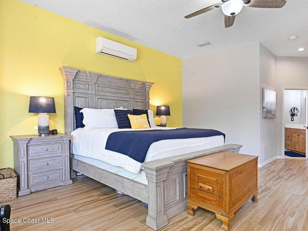 2735 S Courtenay Parkway, Merritt Island, FL 32952