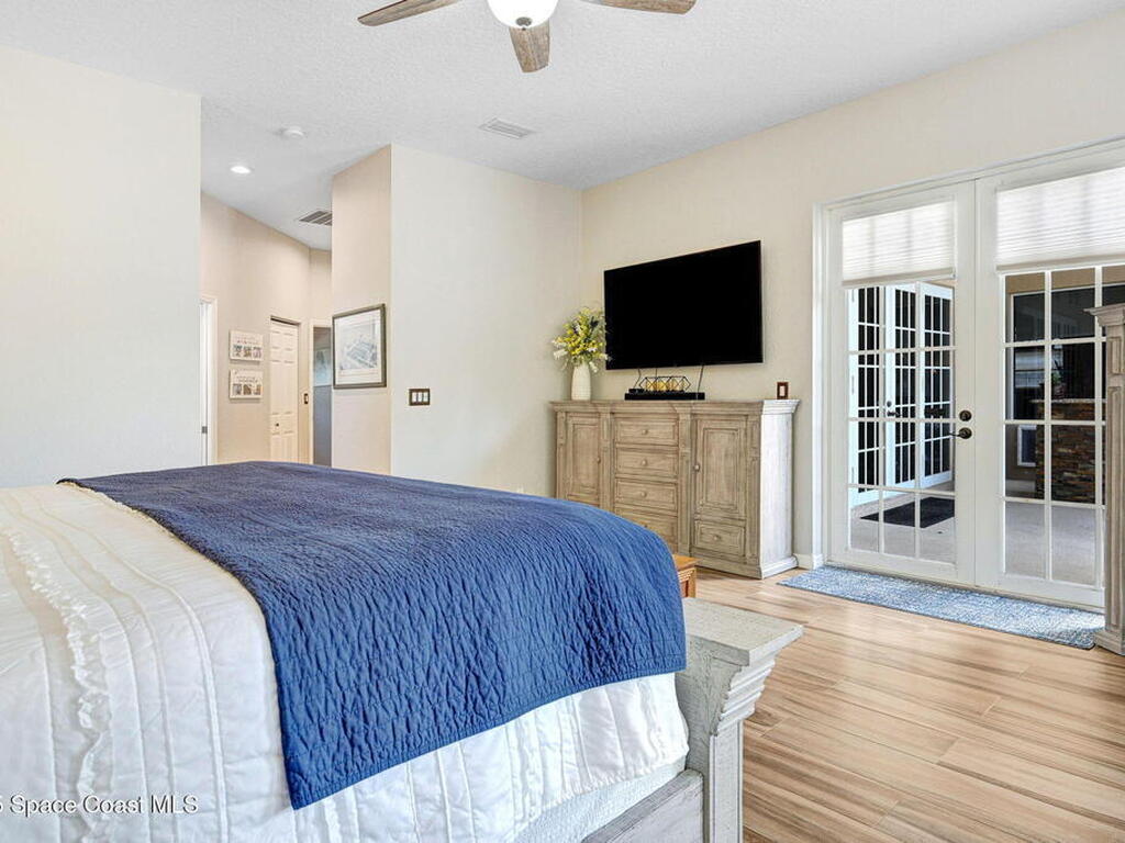 2735 S Courtenay Parkway, Merritt Island, FL 32952