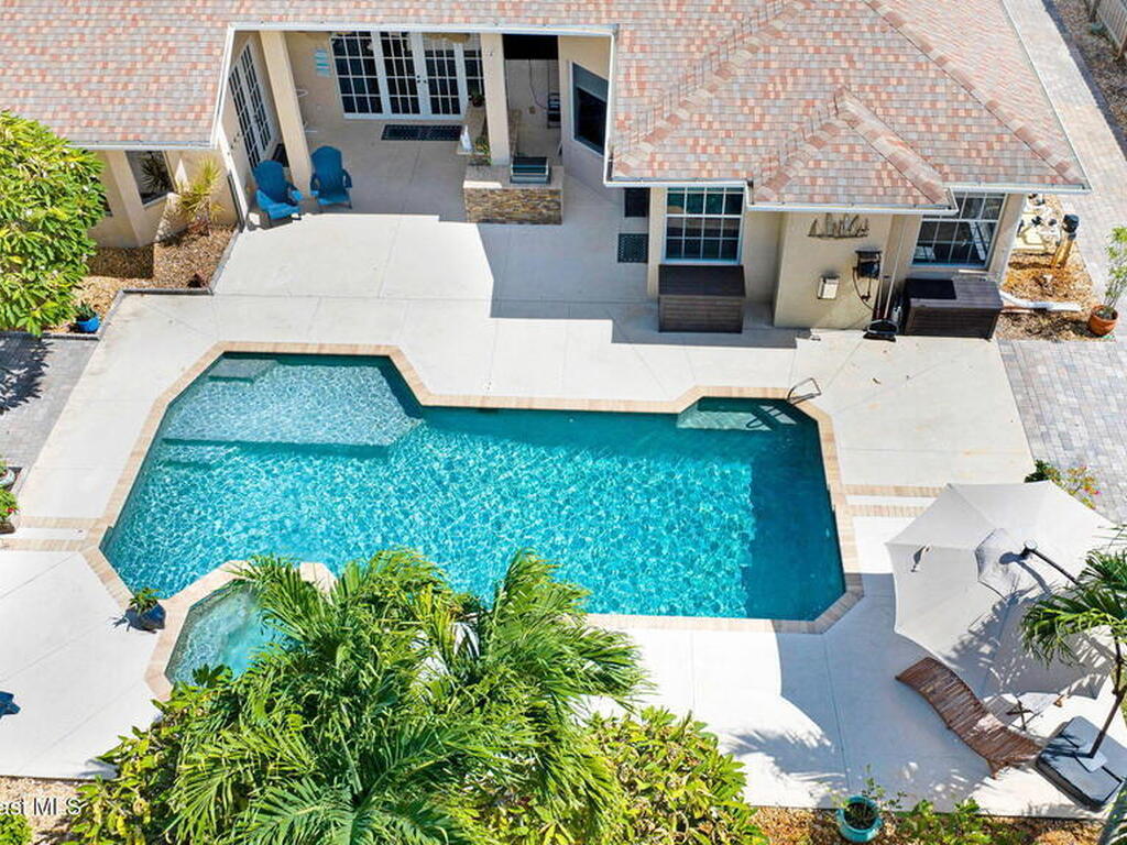 2735 S Courtenay Parkway, Merritt Island, FL 32952