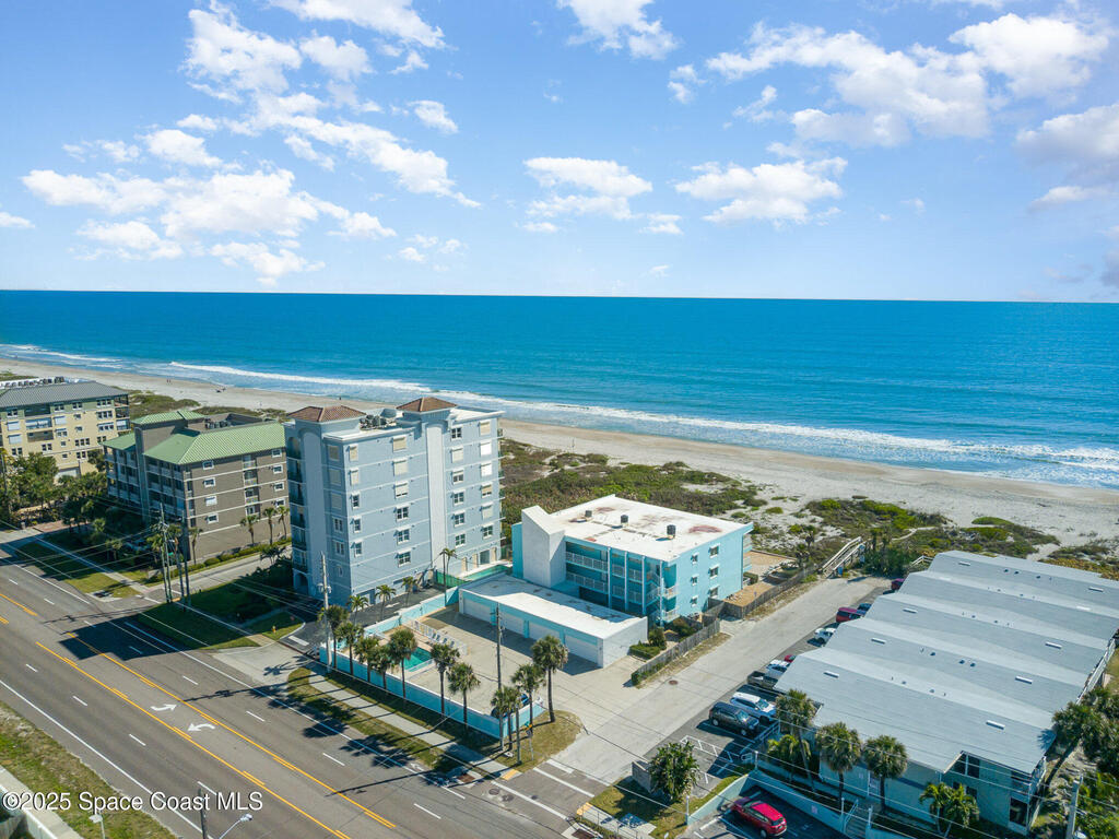 2515 S Atlantic Avenue, Cocoa Beach, FL 32931