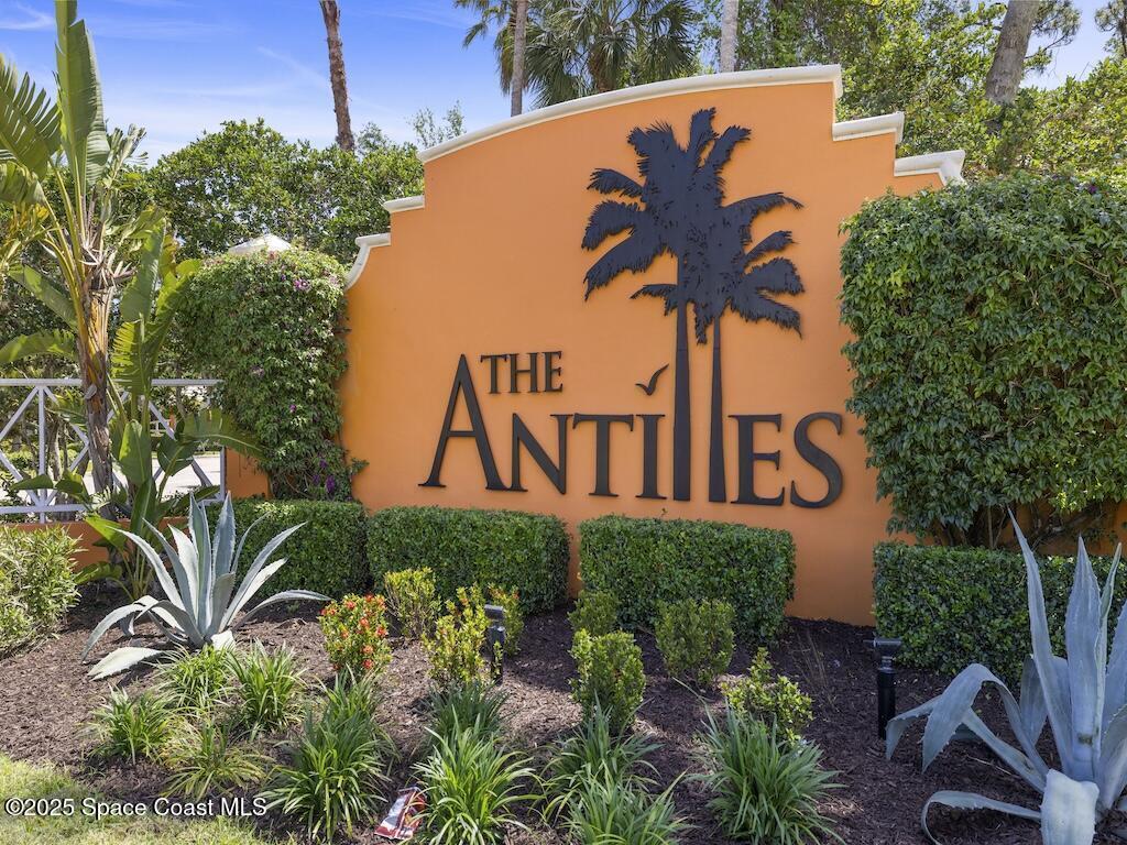 6585 Martinique Way, Vero Beach, FL 32967