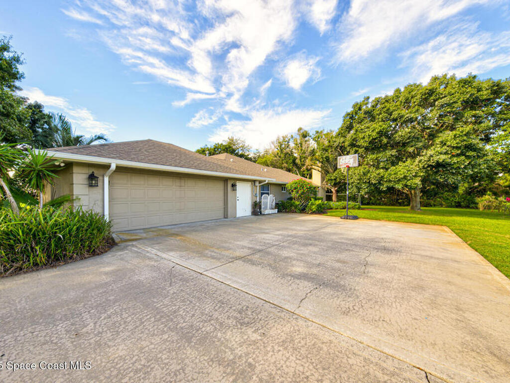 3950 Postridge Trail, Melbourne, FL 32934