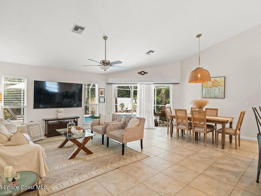 4820 48th Avenue, Vero Beach, FL 32967