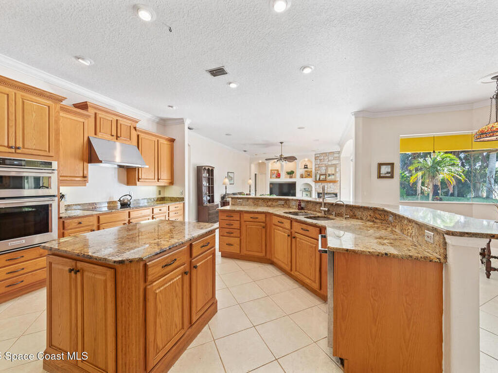 2469 Long Sandy Circle, Merritt Island, FL 32952