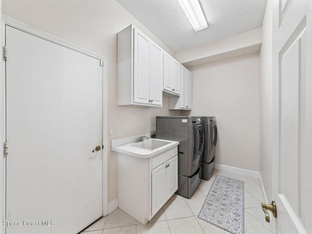 2469 Long Sandy Circle, Merritt Island, FL 32952