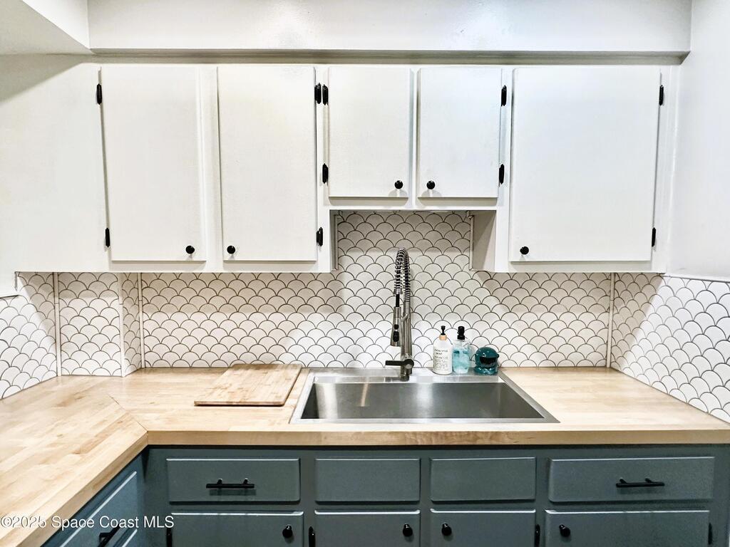 215 Buccaneer Avenue, Merritt Island, FL 32952