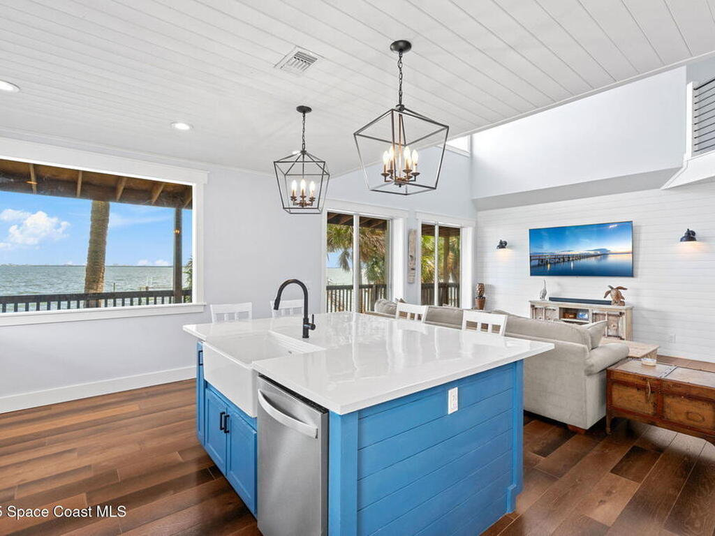 830 S Banana River Drive, Merritt Island, FL 32952