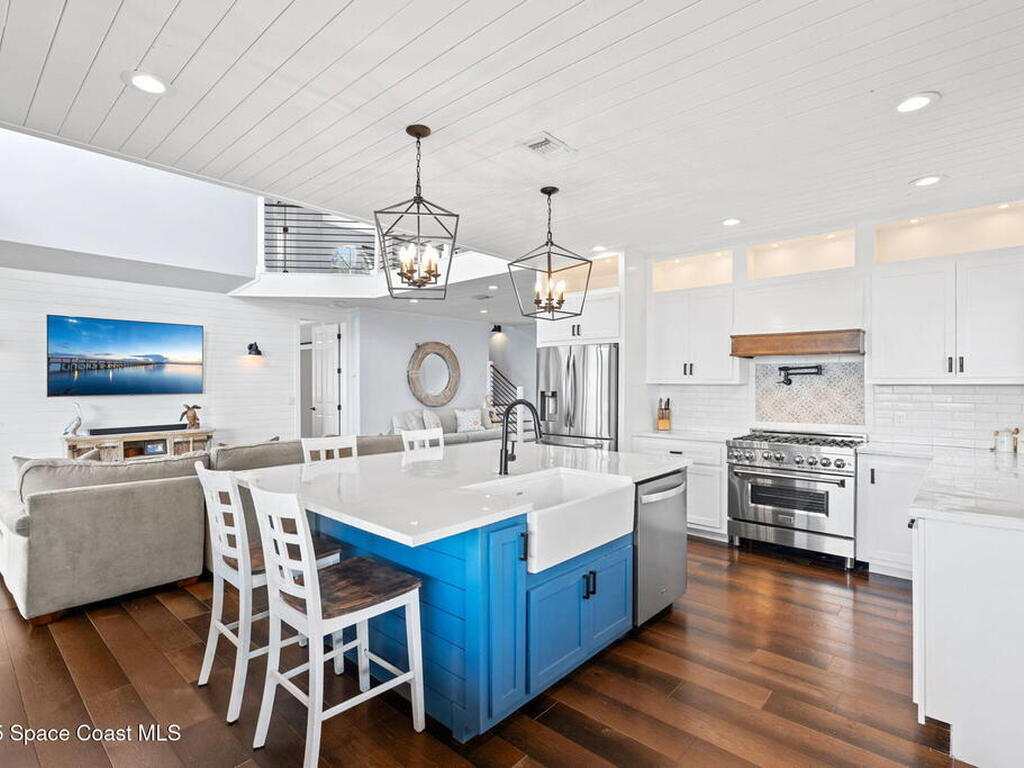 830 S Banana River Drive, Merritt Island, FL 32952