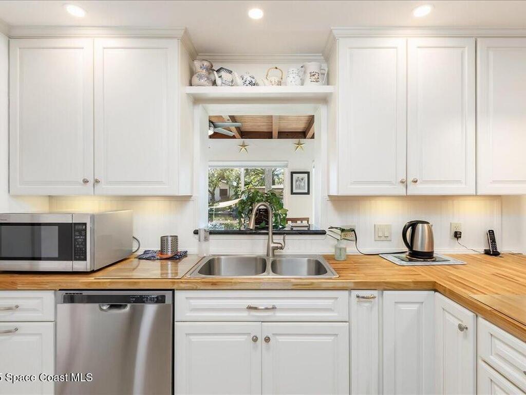 1445 Sunrise Drive, Merritt Island, FL 32952