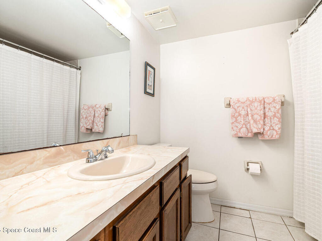 1050 N Atlantic Avenue, Cocoa Beach, FL 32931