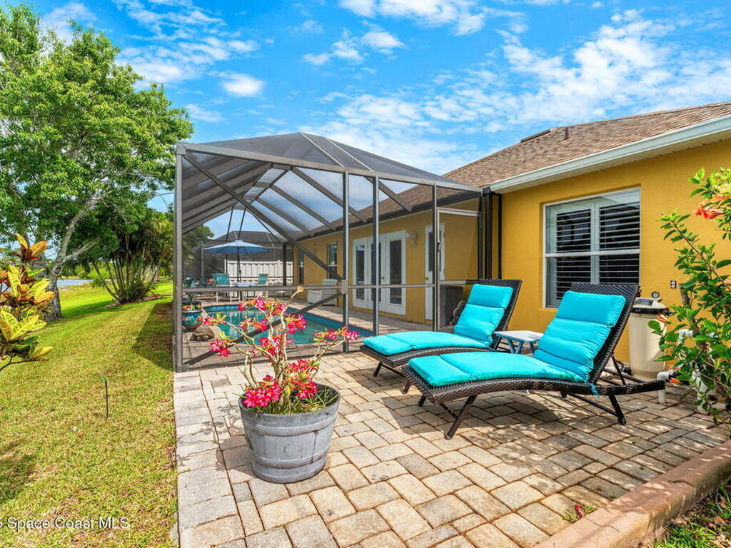 2037 Auburn Lakes Drive, Viera, FL 32955