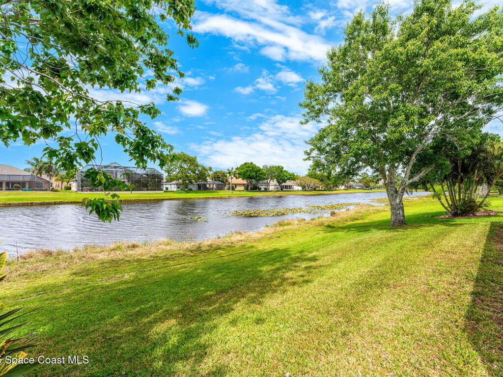 2037 Auburn Lakes Drive, Viera, FL 32955