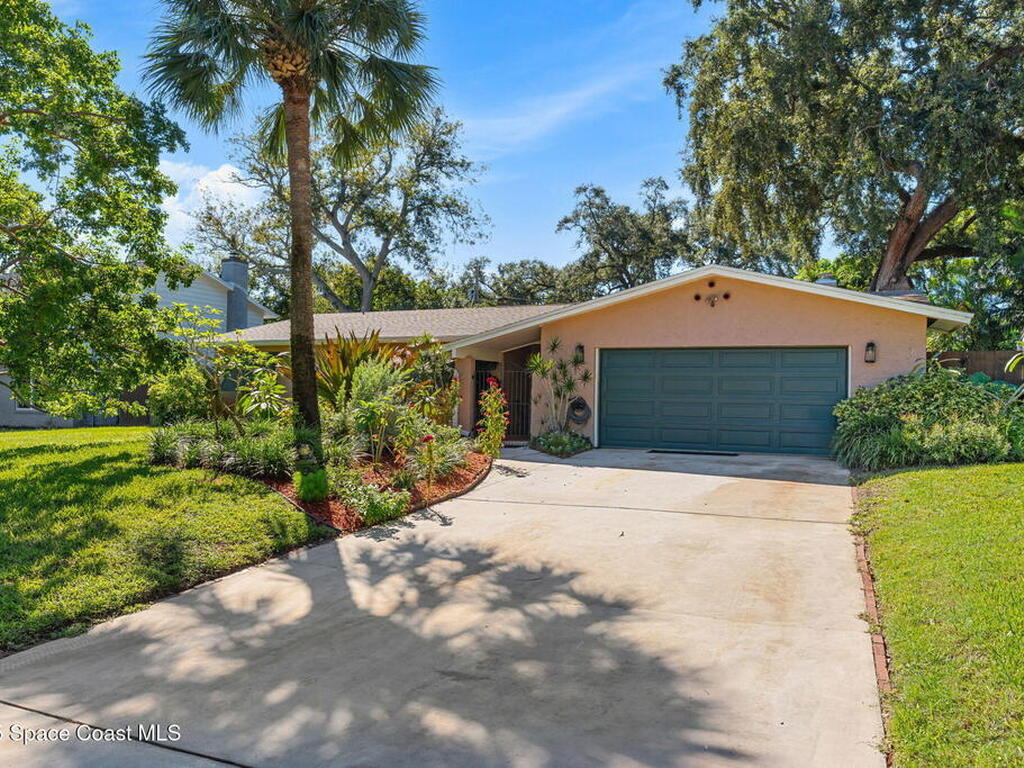 135 N Twin Lakes Road, Cocoa, FL 32926