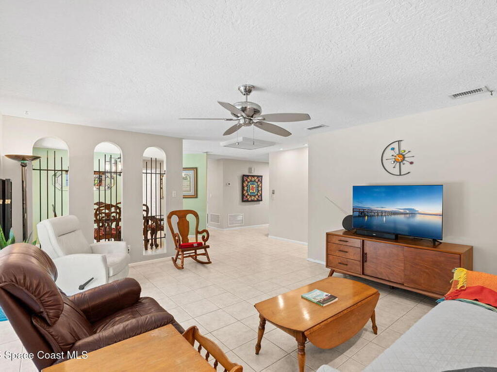 135 N Twin Lakes Road, Cocoa, FL 32926