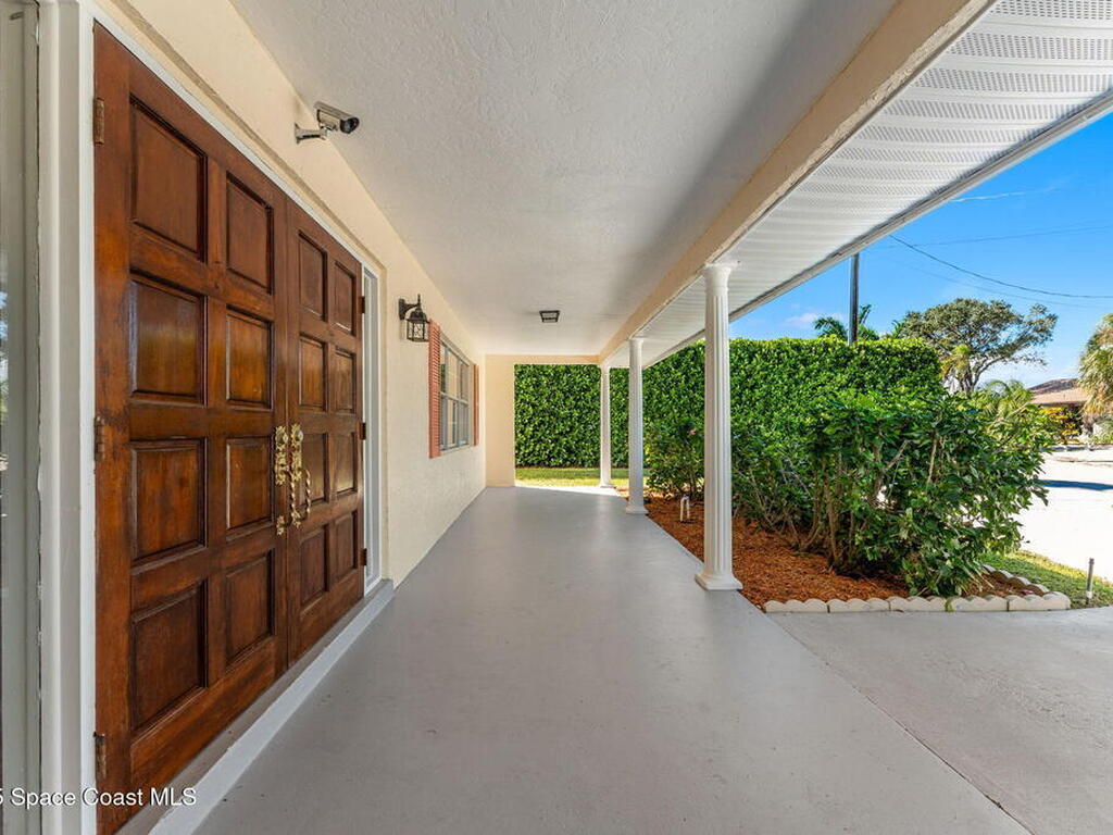 695 Jackson Court, Satellite Beach, FL 32937