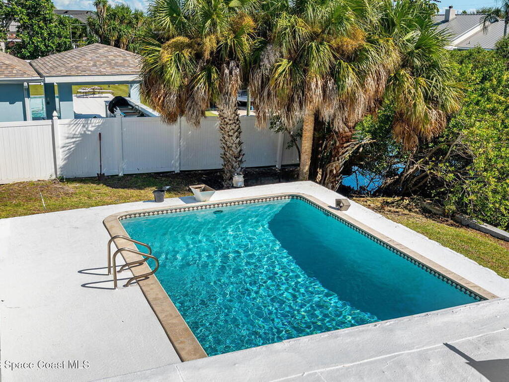 695 Jackson Court, Satellite Beach, FL 32937