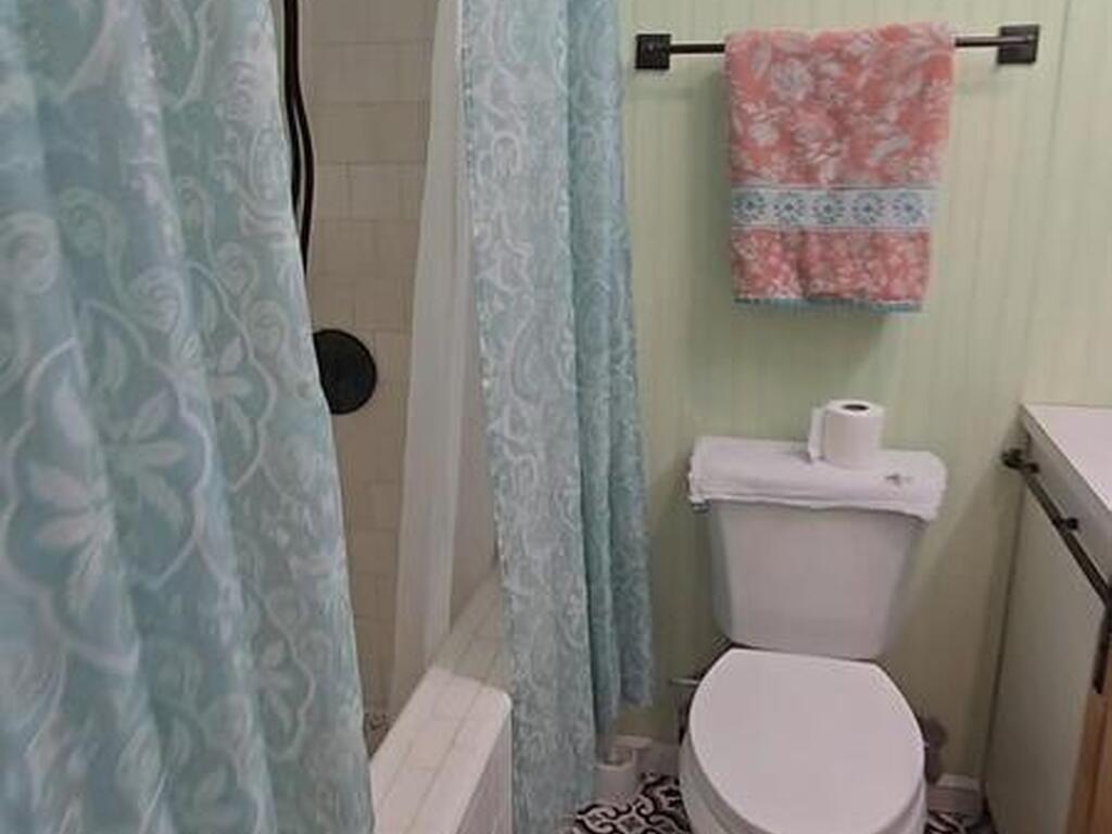 310 Glenwood Avenue, Satellite Beach, FL 32937