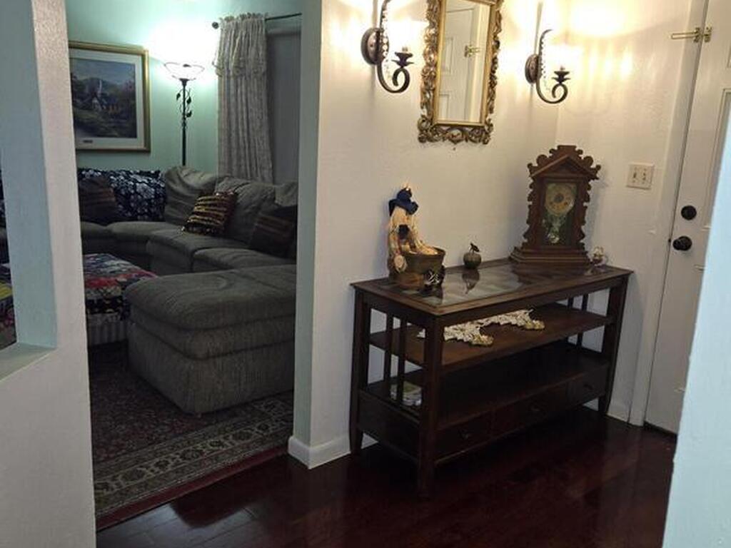 310 Glenwood Avenue, Satellite Beach, FL 32937