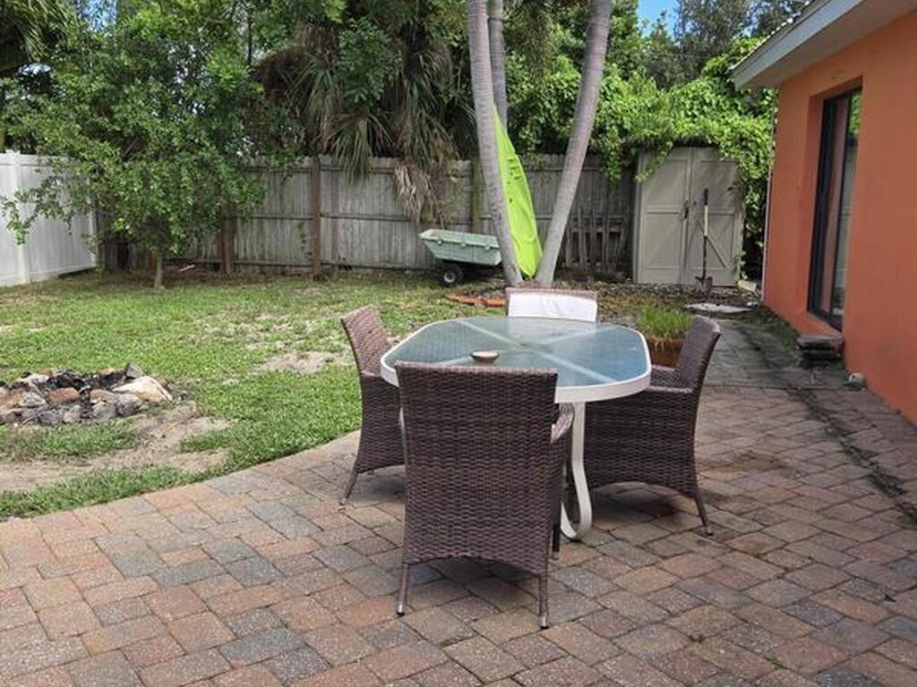 310 Glenwood Avenue, Satellite Beach, FL 32937