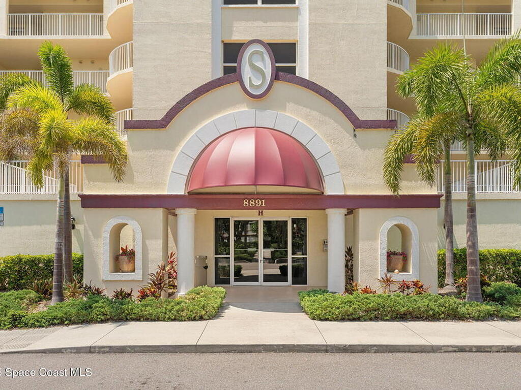 8891 Lake Drive, Cape Canaveral, FL 32920