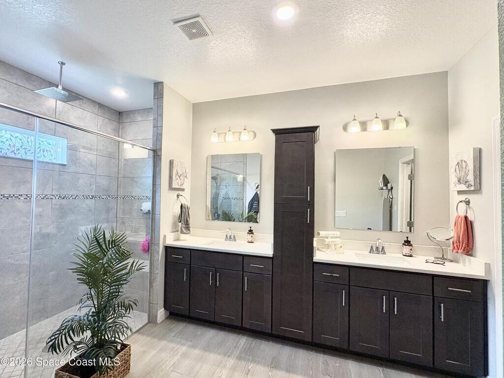 5090 Hebron Drive, Merritt Island, FL 32953
