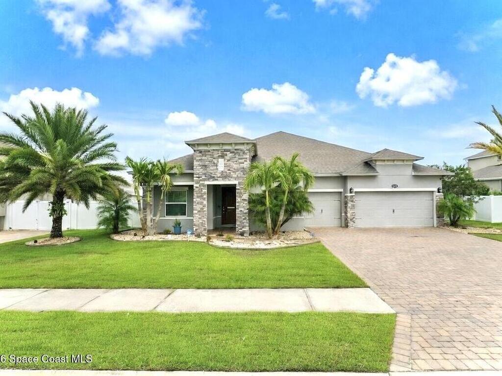 5090 Hebron Drive, Merritt Island, FL 32953