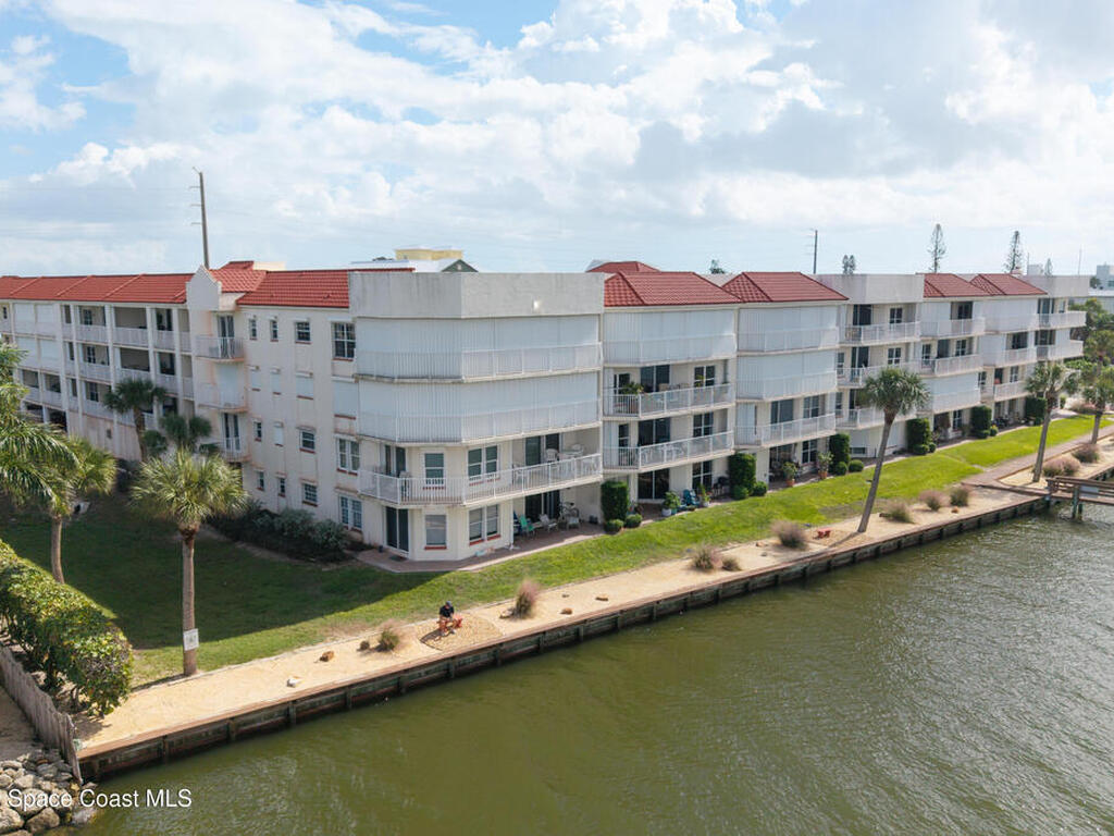 3360 S Atlantic Avenue, Cocoa Beach, FL 32931