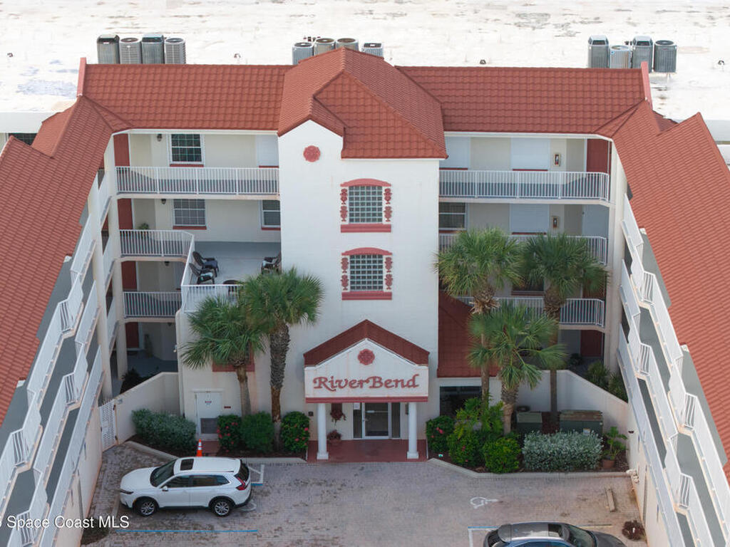 3360 S Atlantic Avenue, Cocoa Beach, FL 32931