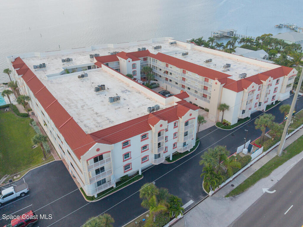 3360 S Atlantic Avenue, Cocoa Beach, FL 32931