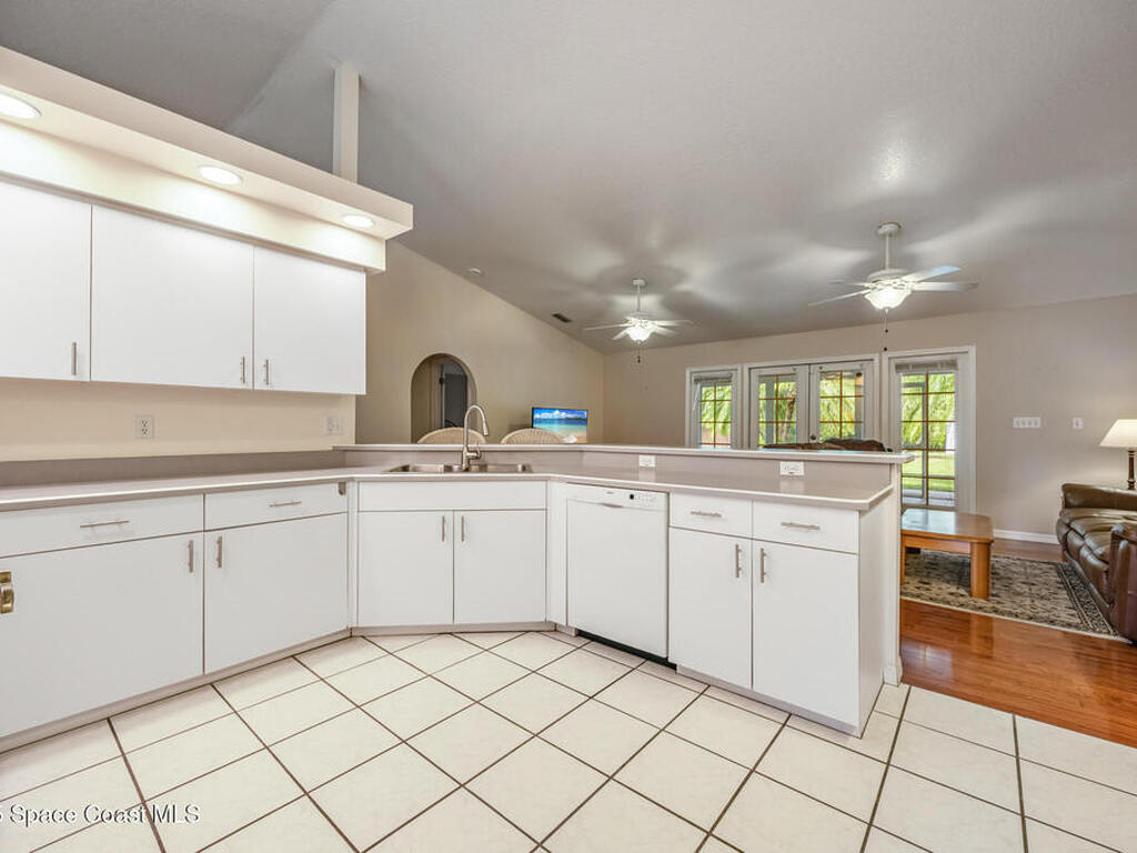 2500 Fairfield Drive, Cocoa, FL 32926