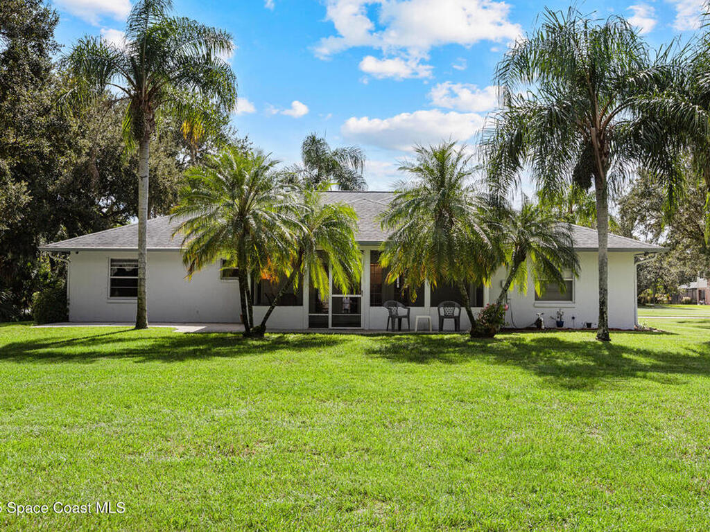 2500 Fairfield Drive, Cocoa, FL 32926