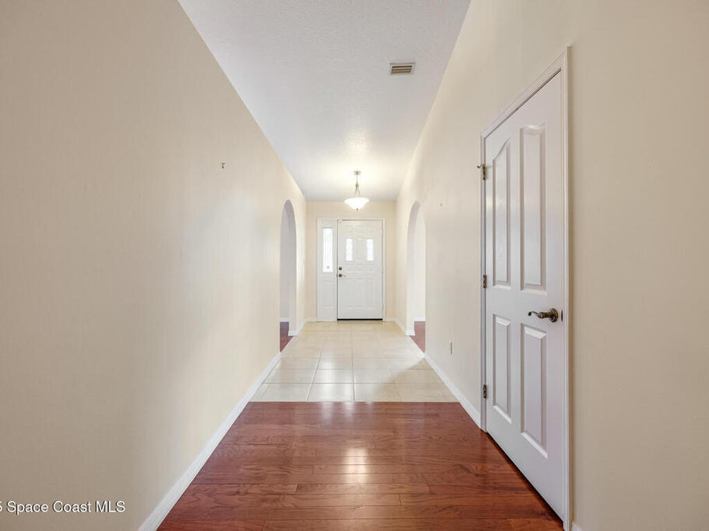 2500 Fairfield Drive, Cocoa, FL 32926