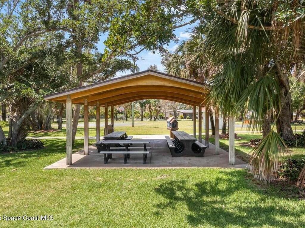 407 Driftwood Avenue, Melbourne Beach, FL 32951