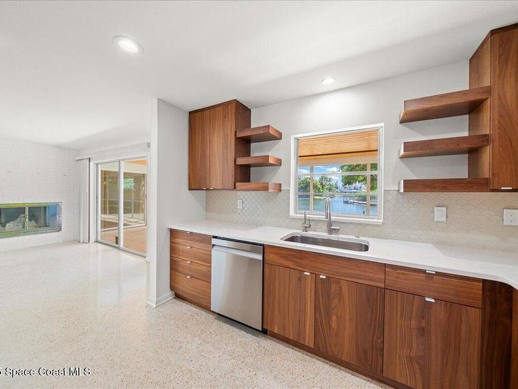 407 Driftwood Avenue, Melbourne Beach, FL 32951