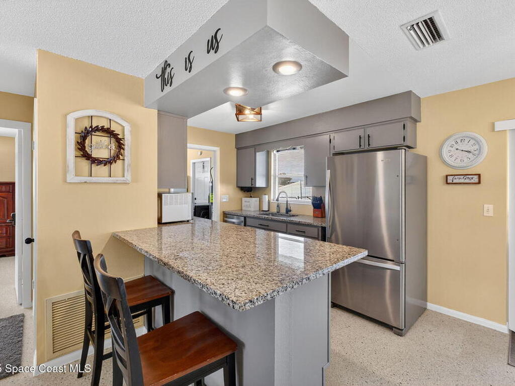 535 N Barrett Drive, Merritt Island, FL 32952