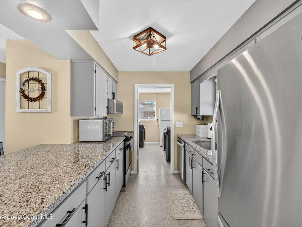 535 N Barrett Drive, Merritt Island, FL 32952