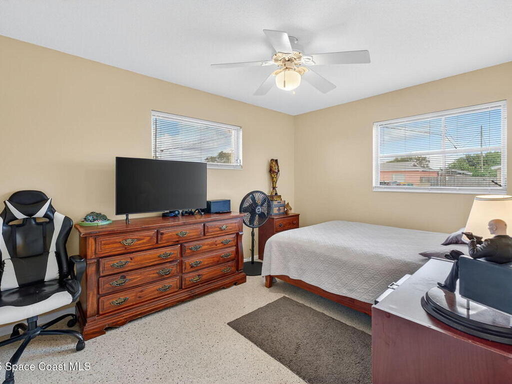 535 N Barrett Drive, Merritt Island, FL 32952