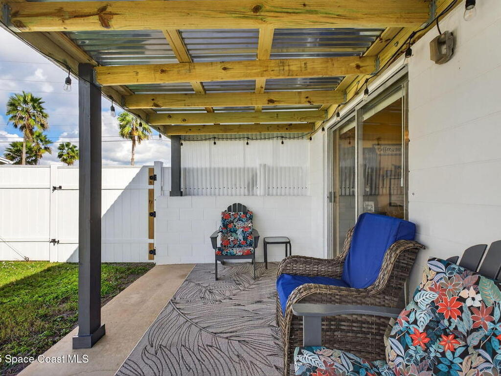 535 N Barrett Drive, Merritt Island, FL 32952