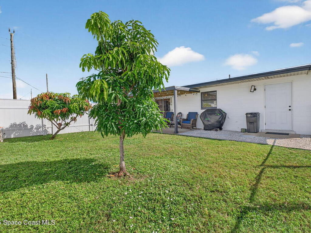 535 N Barrett Drive, Merritt Island, FL 32952