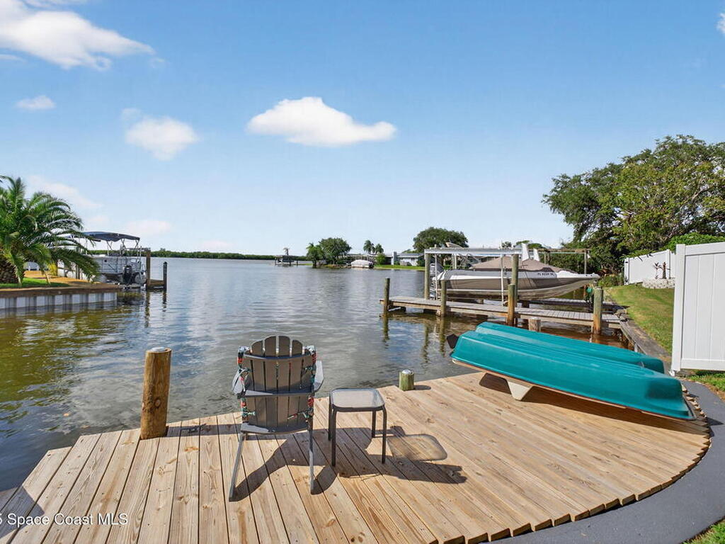 535 N Barrett Drive, Merritt Island, FL 32952