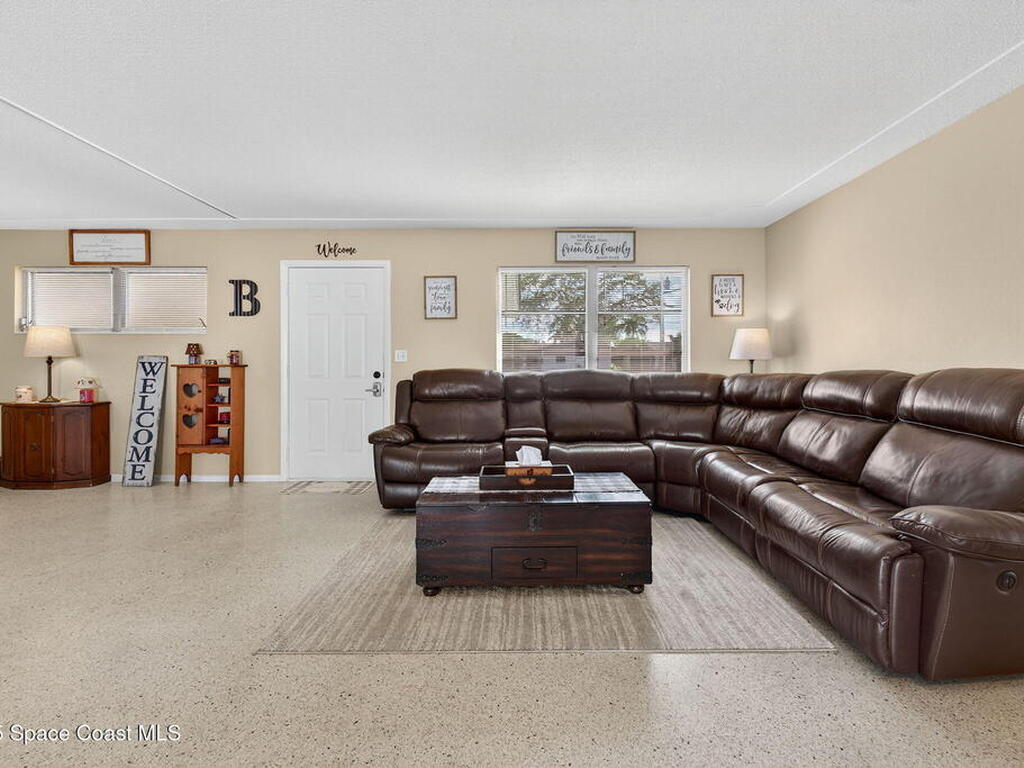 535 N Barrett Drive, Merritt Island, FL 32952