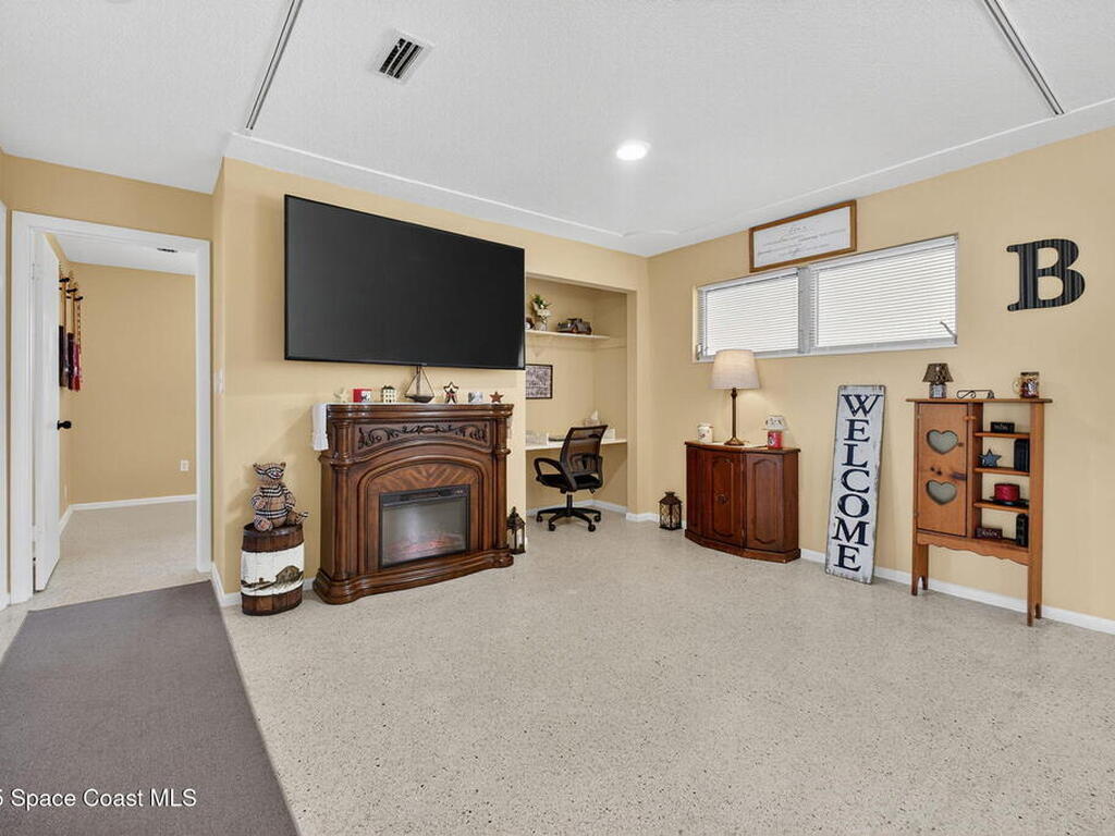 535 N Barrett Drive, Merritt Island, FL 32952