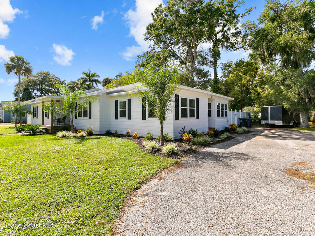 1208 Indian River Avenue, Titusville, FL 32780
