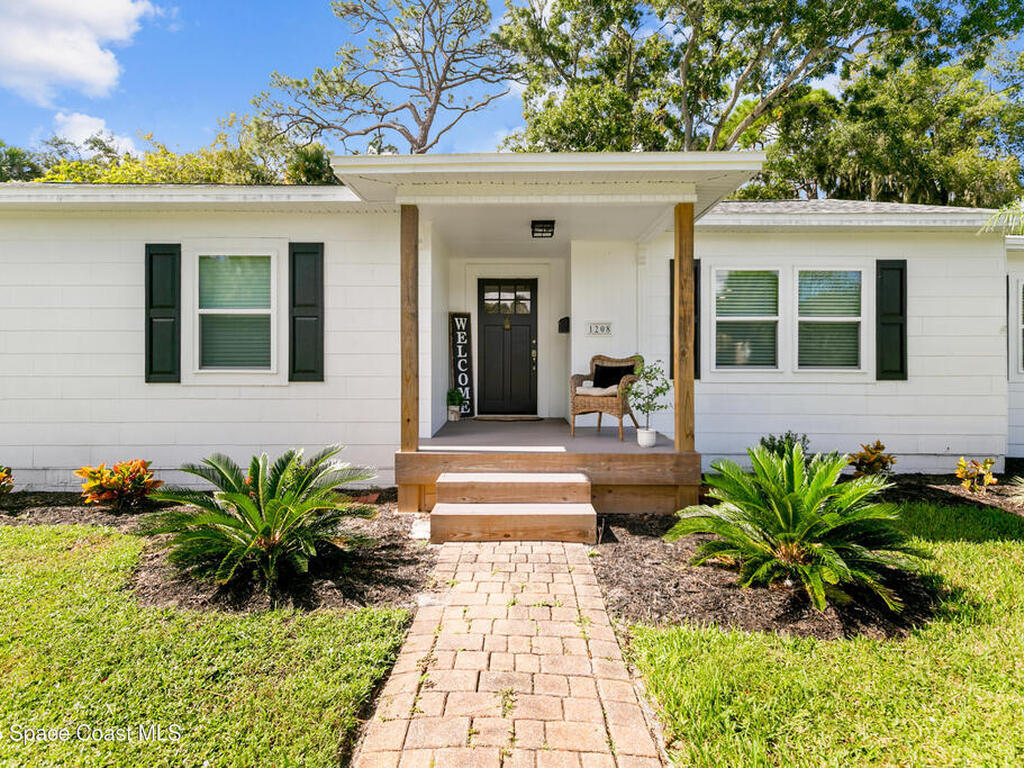 1208 Indian River Avenue, Titusville, FL 32780